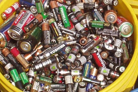 英德波罗锂电池可以回收,高价蓄电池回收